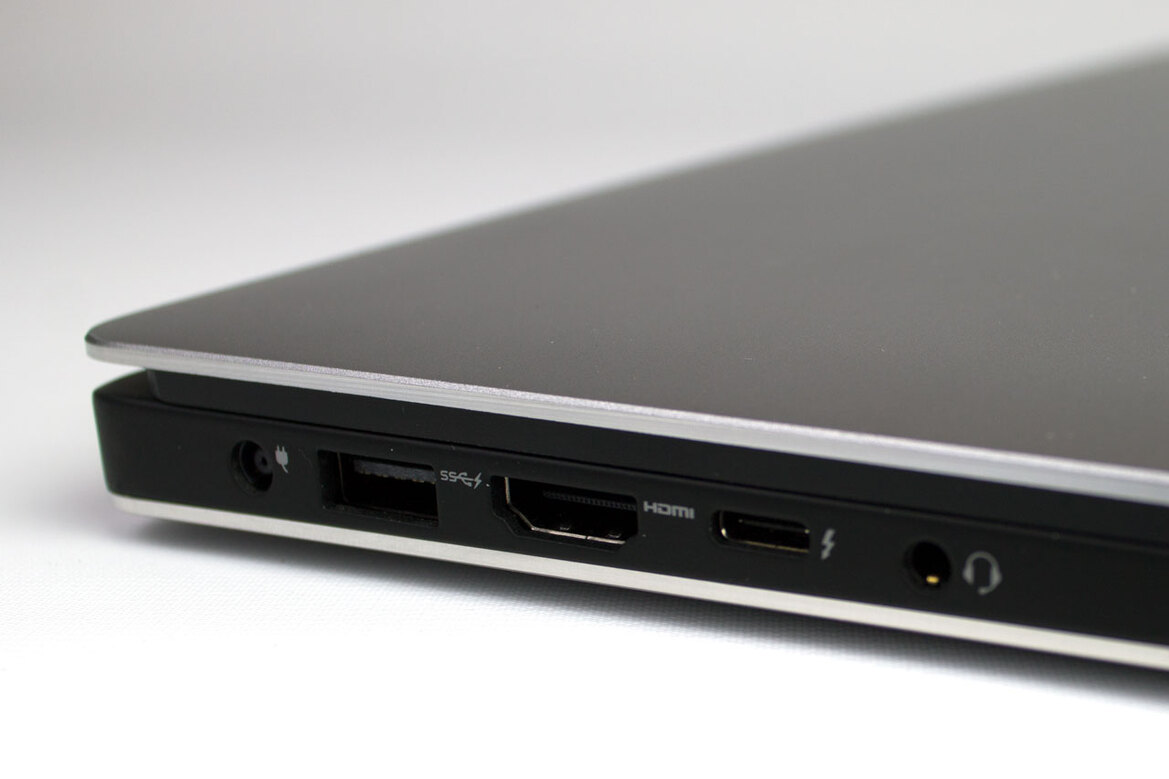 Dell Precision 15 5000 Series Mobile Workstation Review: Pro Power And Style