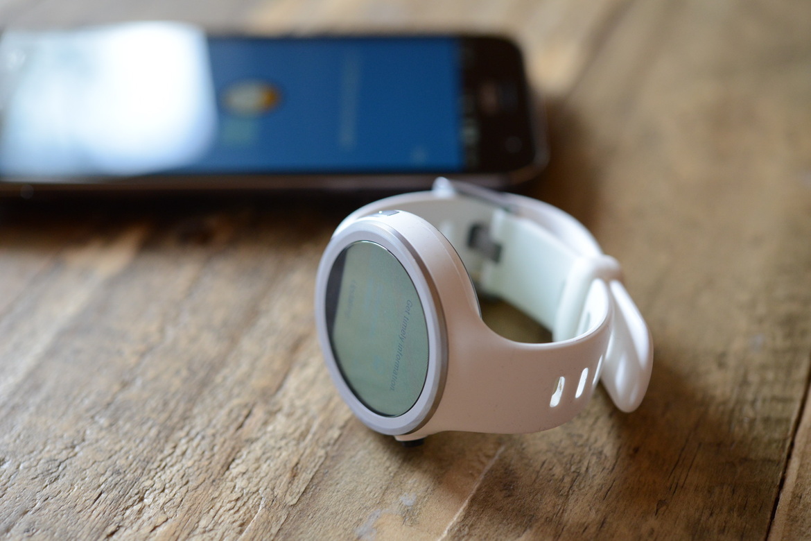 Moto 360 Sport Review: A Smartwatch Fitness Tracking Hybrid