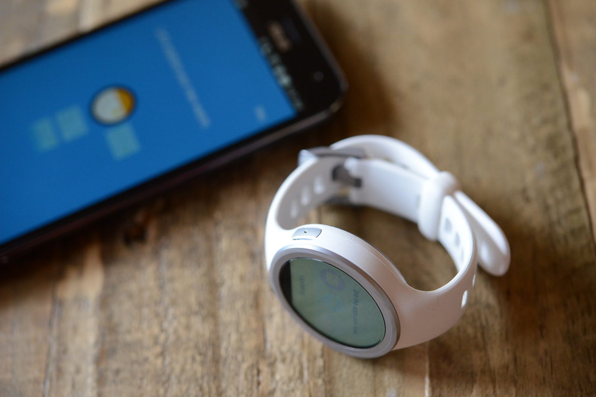 Moto 360 Sport Review: A Smartwatch Fitness Tracking Hybrid