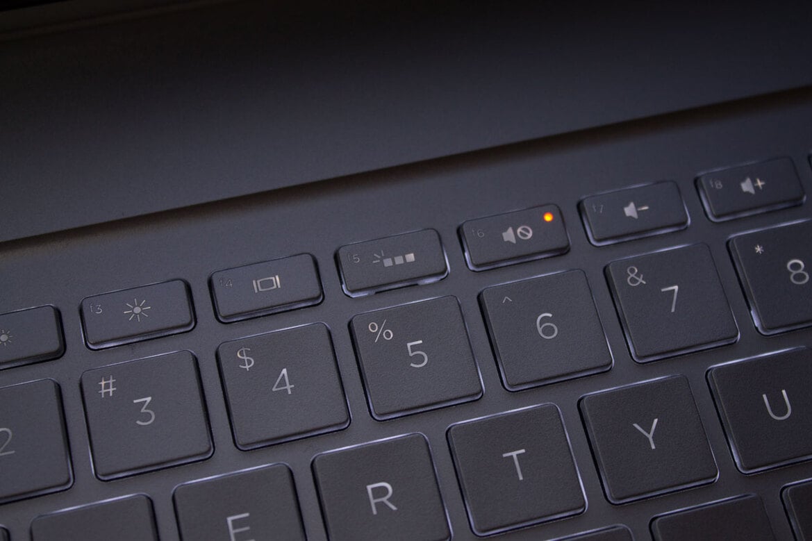 HP Spectre x360 15t Review: A 4 Pound Convertible Beauty