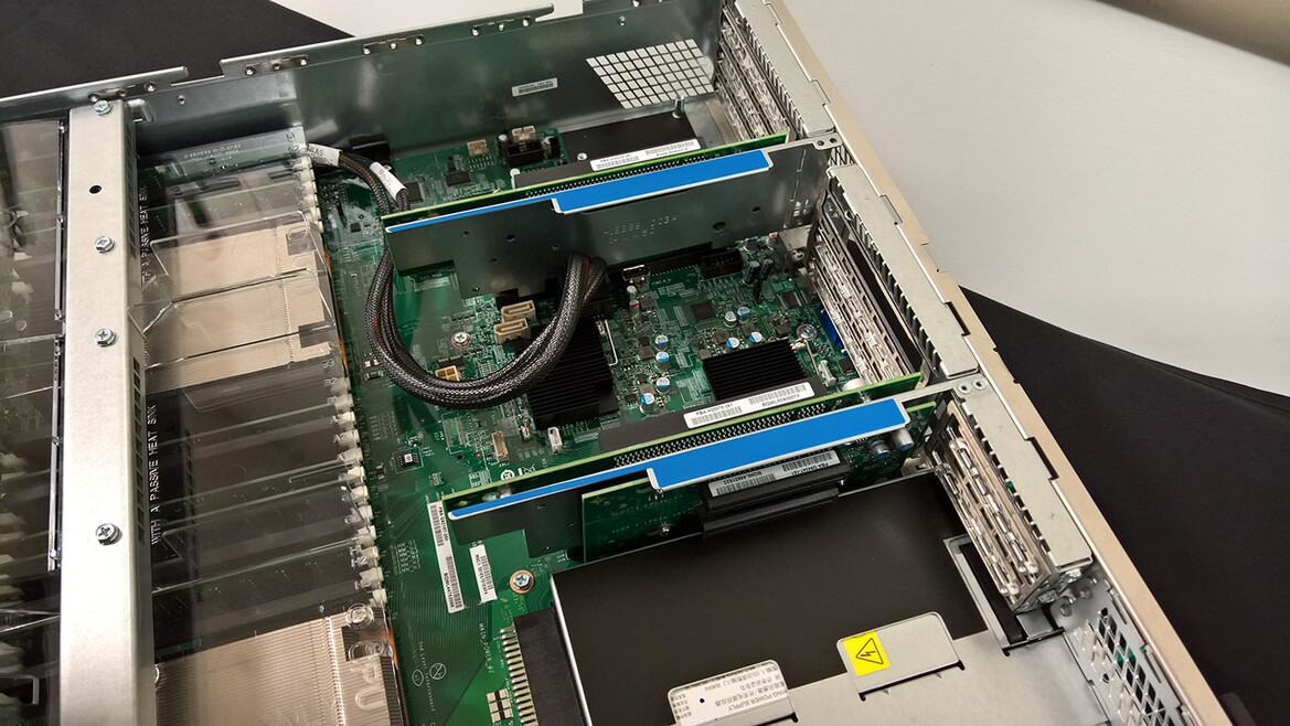 Intel Xeon Processor E5 v4 Family Debut: Dual E5-2697 v4 With 72 Threads Tested