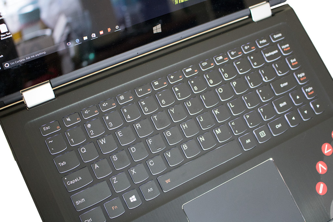 Lenovo Yoga 700 Review: A Flexible 14-Inch Ultraportable Convertible