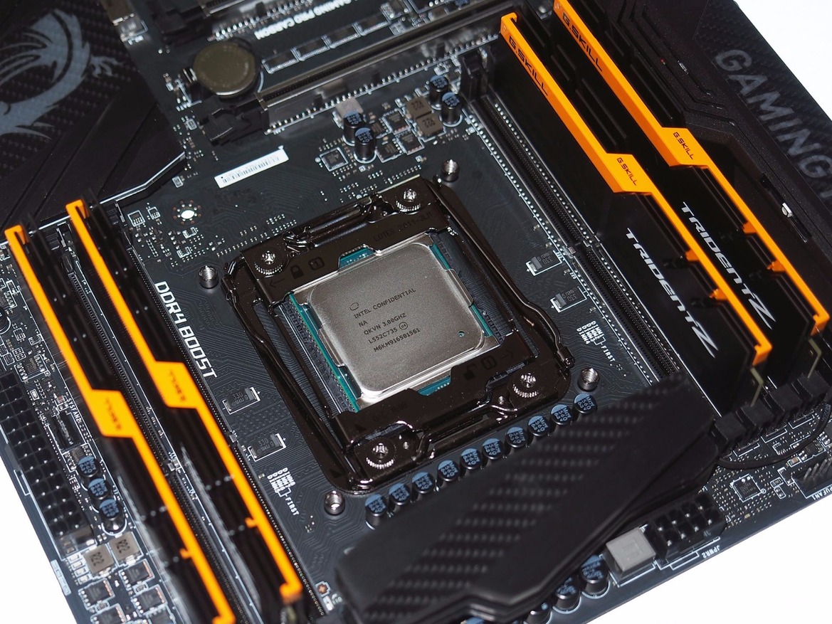 Intel Core i7-6950X 10-Core CPU Review: Broadwell-E Takes Flight