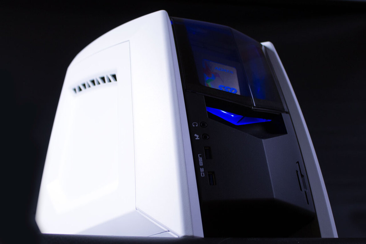 iBuypower Revolt 2 Review: A Powerful, Portable Gaming Desktop