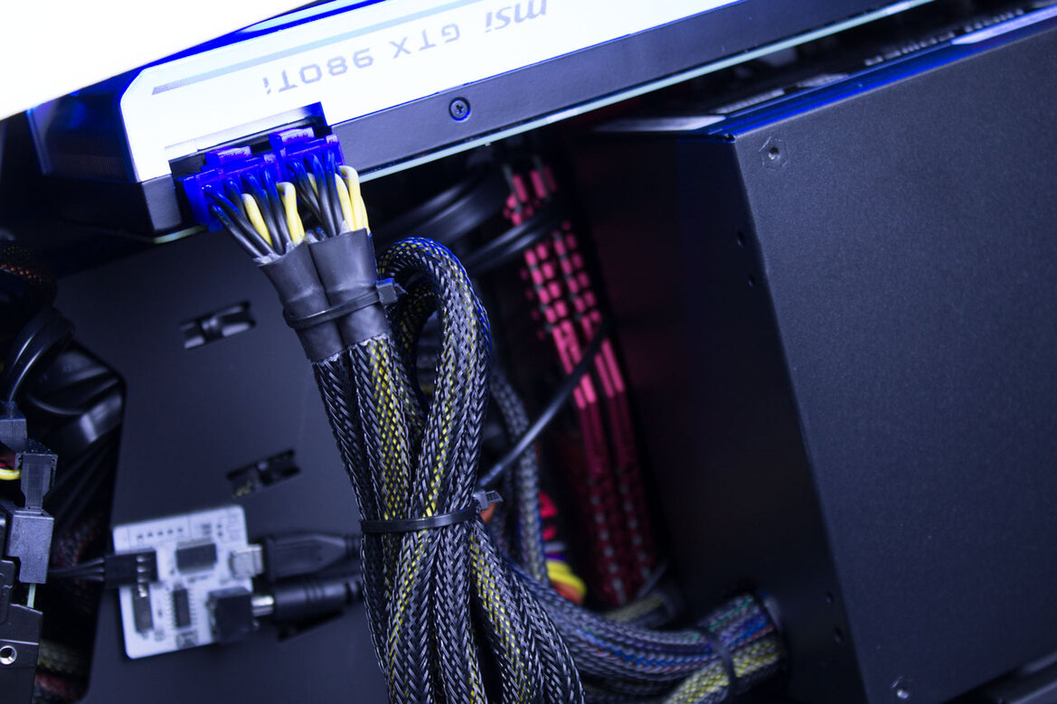 iBuypower Revolt 2 Review: A Powerful, Portable Gaming Desktop