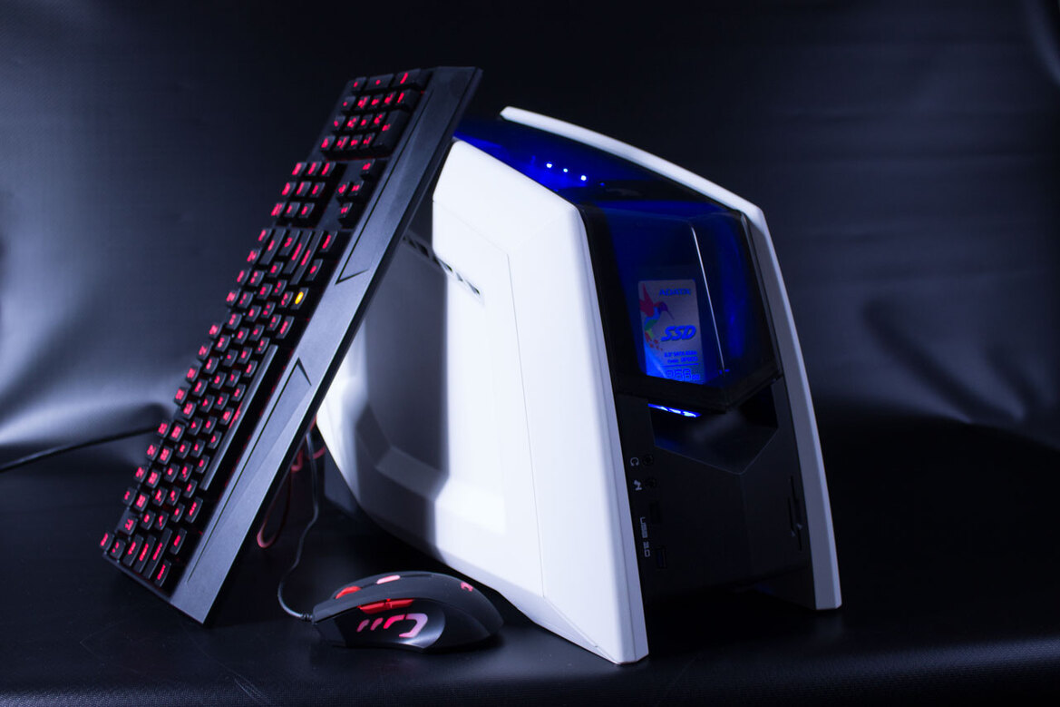 iBuypower Revolt 2 Review: A Powerful, Portable Gaming Desktop