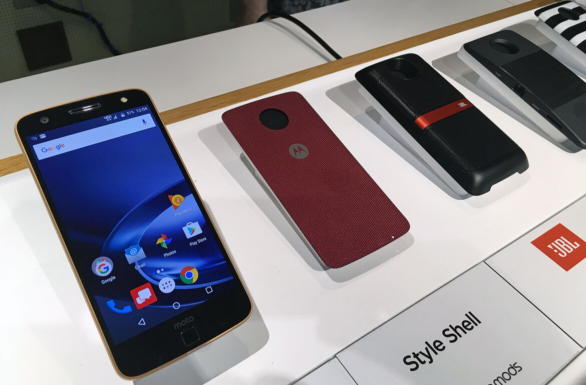 Hands-On The Phab2 AR Smartphone, Moto Z And Moto Z Force At Lenovo Tech World
