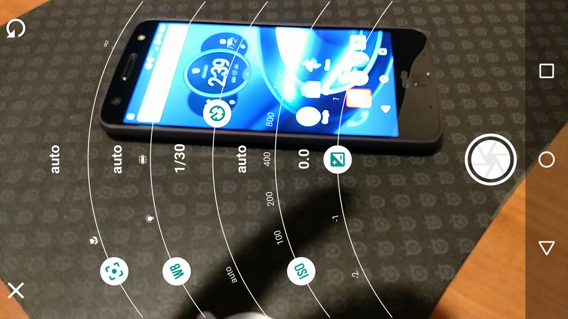 Moto Z And Moto Z Force With Moto Mods Review: Excellent Execution