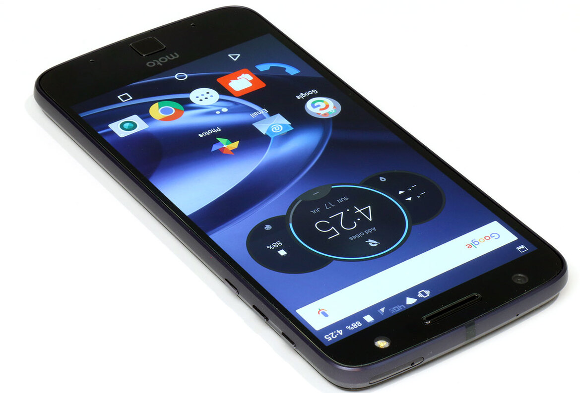 Moto Z And Moto Z Force With Moto Mods Review: Excellent Execution