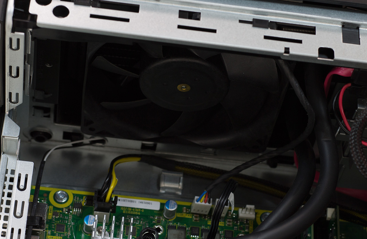 Alienware Aurora R5 Review: Small Stature, Big Performance