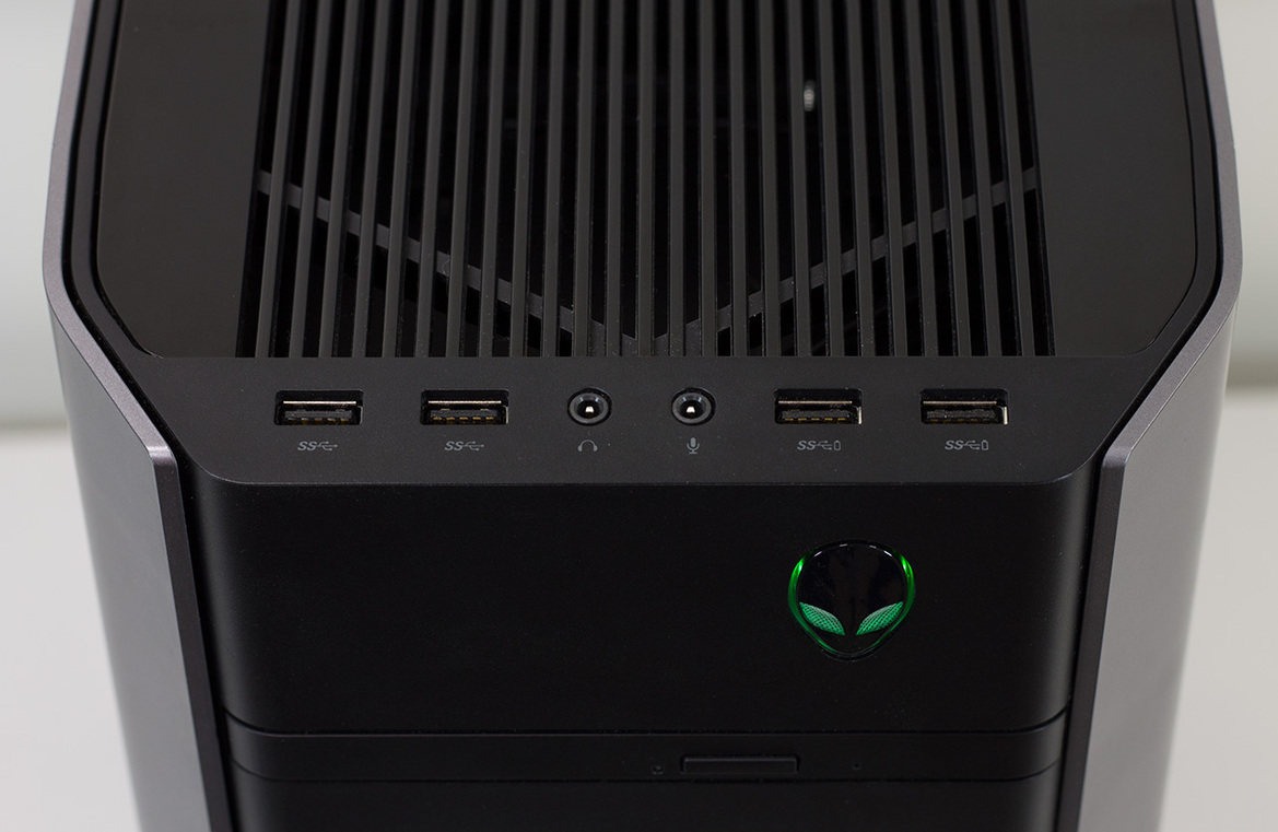 Alienware Aurora R5 Review: Small Stature, Big Performance