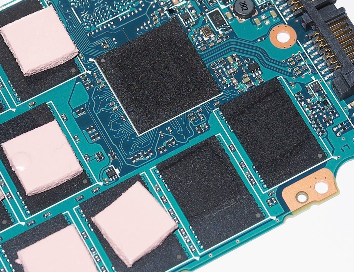 Toshiba OCZ VX500 SATA SSD Review: Fast, Affordable Storage