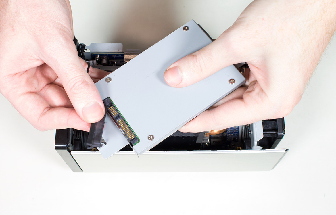 Gigabyte BRIX Gaming UHD Review With Teardown And Rebuild Action