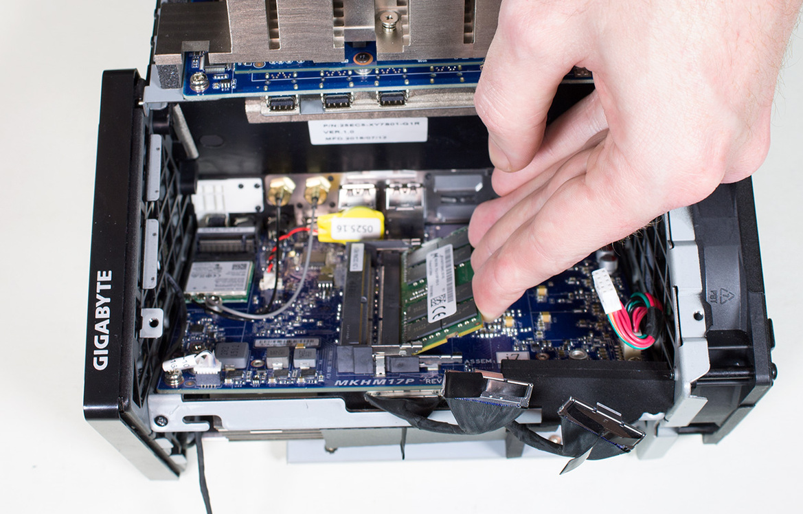 Gigabyte BRIX Gaming UHD Review With Teardown And Rebuild Action