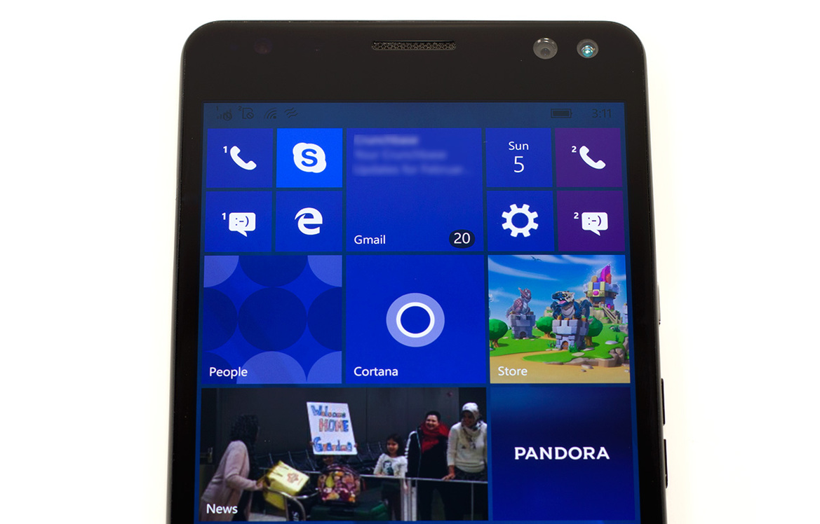 HP Elite x3 Windows 10 Smartphone Review: An Office In Your Pocket