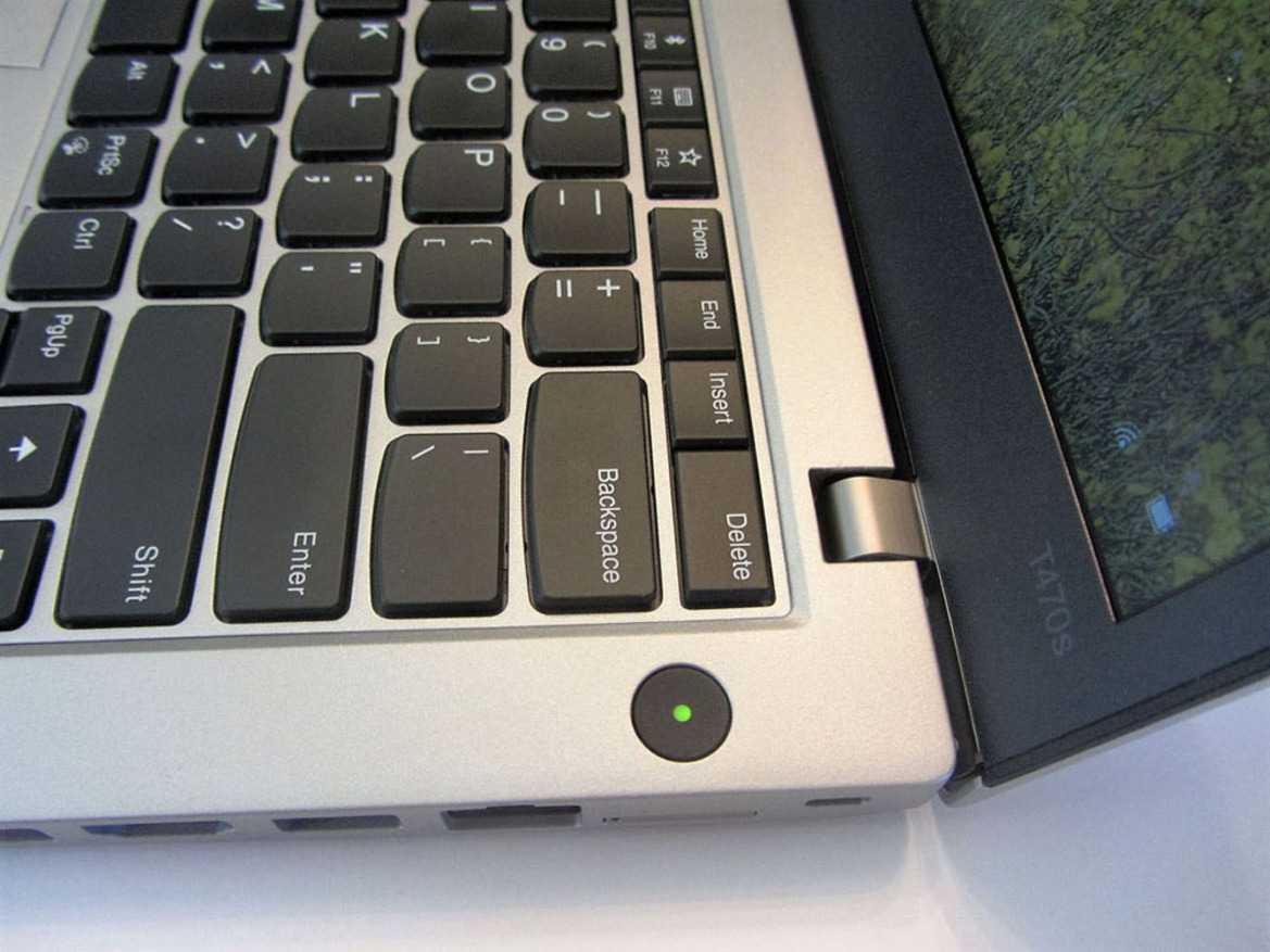 Lenovo ThinkPad T470s Review: A Slim And Nimble Workhorse