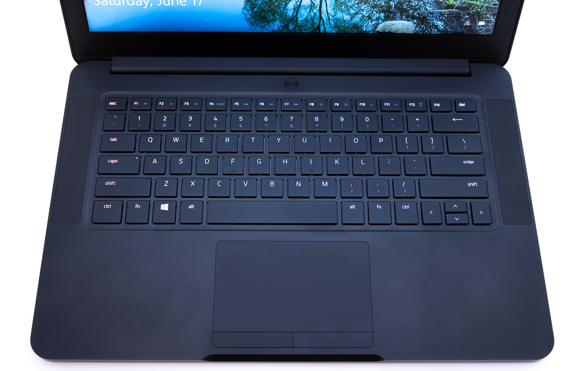Razer Blade 2017 Review: Solid Gaming Performance In An Ultrabook Form Factor