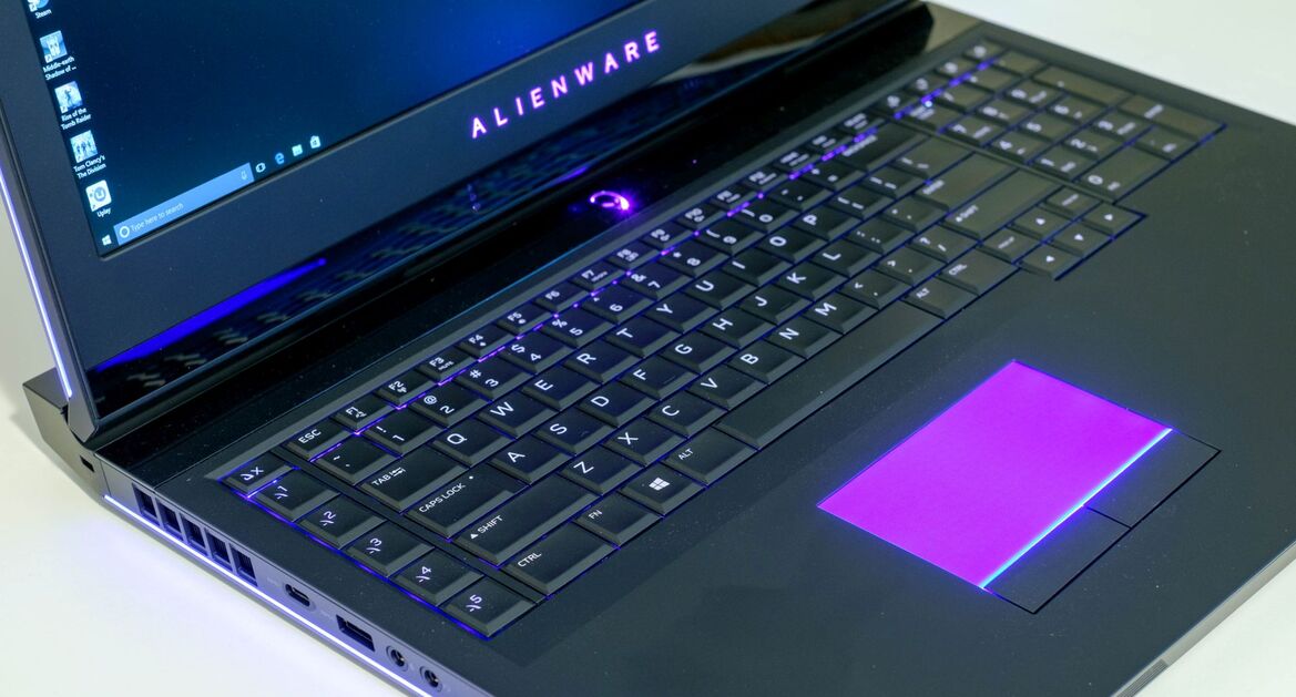 Alienware 17 R4 2017 Gaming Laptop Review: Powerful And Refined