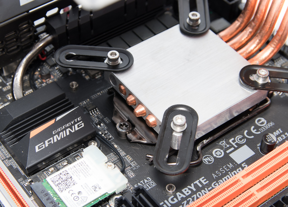 Streacom DB-4 Silent Kaby Lake Media PC Build: The Sound Of Silence