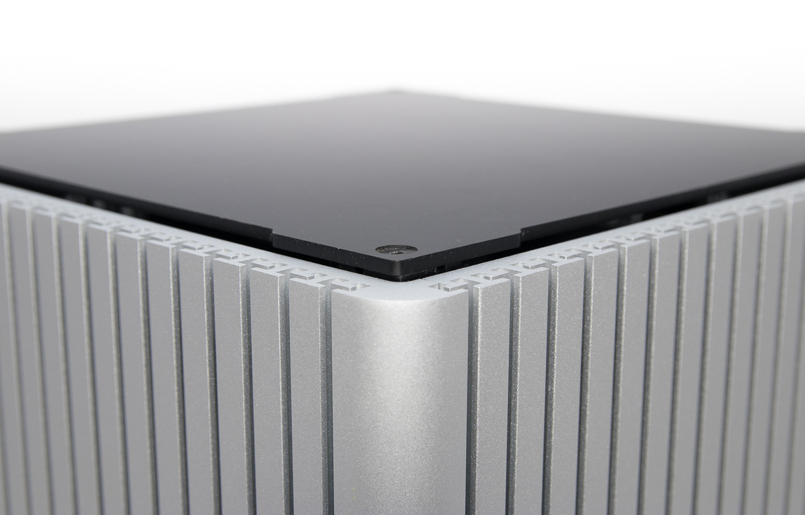 Streacom DB-4 Silent Kaby Lake Media PC Build: The Sound Of Silence