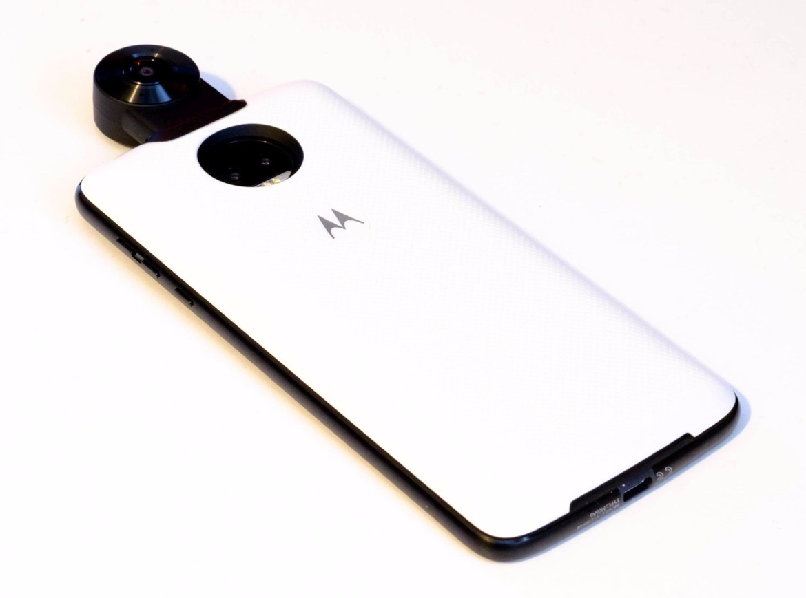 Moto Z2 Force Review: Shatterproof, Modular Android