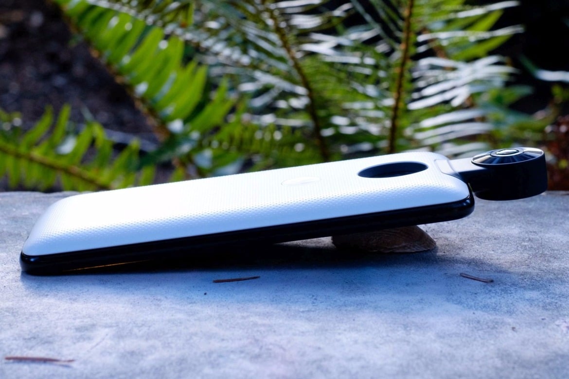 Moto Z2 Force Review: Shatterproof, Modular Android
