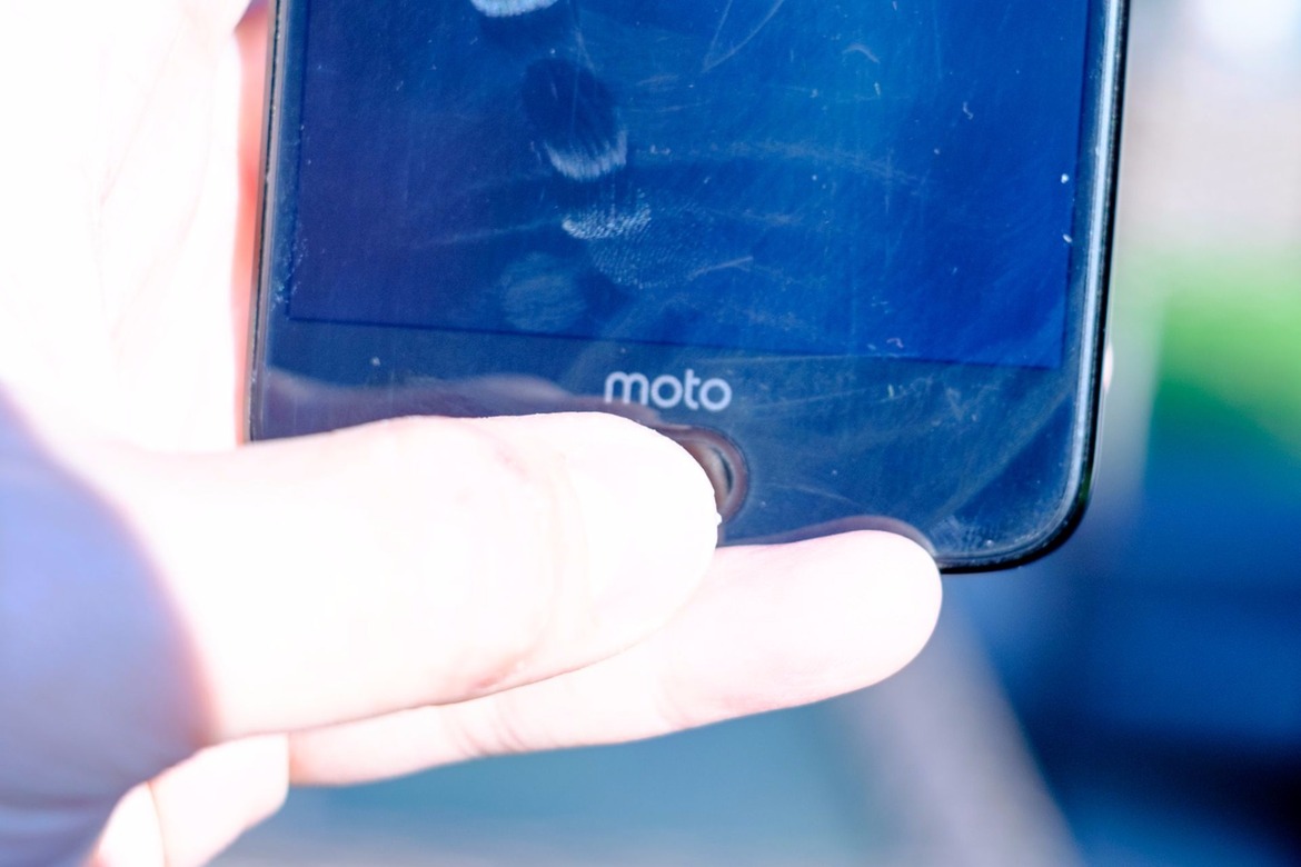 Moto Z2 Force Review: Shatterproof, Modular Android