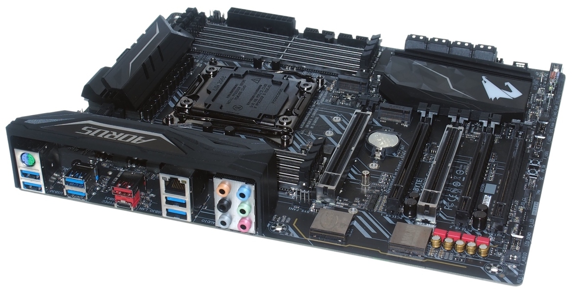 Intel Core i9-7980XE And Core i9-7960X Review: Intel Attacks AMD Threadripper