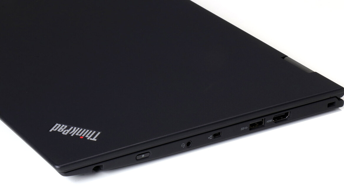 Lenovo ThinkPad X1 Yoga Gen 2 (2017) Review: Nearly Perfect With OLED