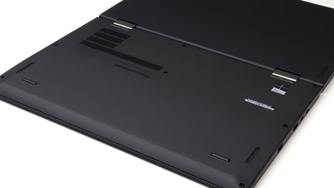 Lenovo ThinkPad X1 Yoga Gen 2 (2017) Review: Nearly Perfect With OLED