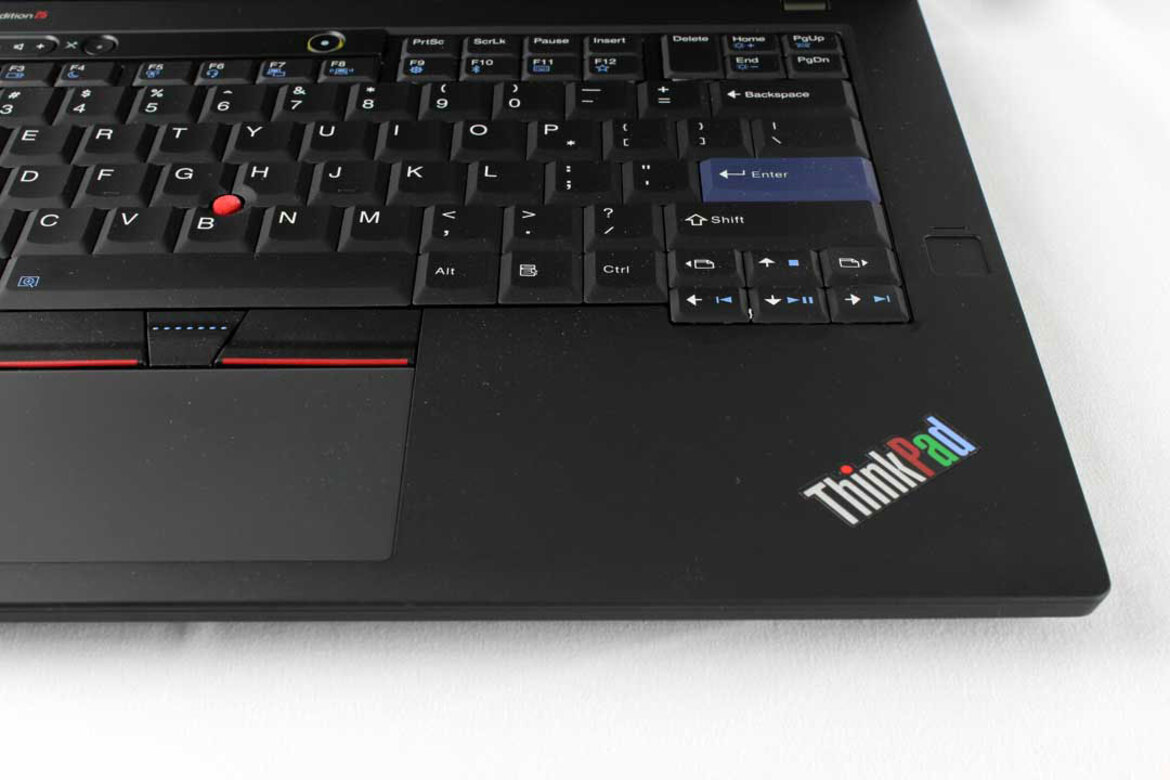 Lenovo ThinkPad 25 Anniversary Edition Review: Retro Style, Modern Performance