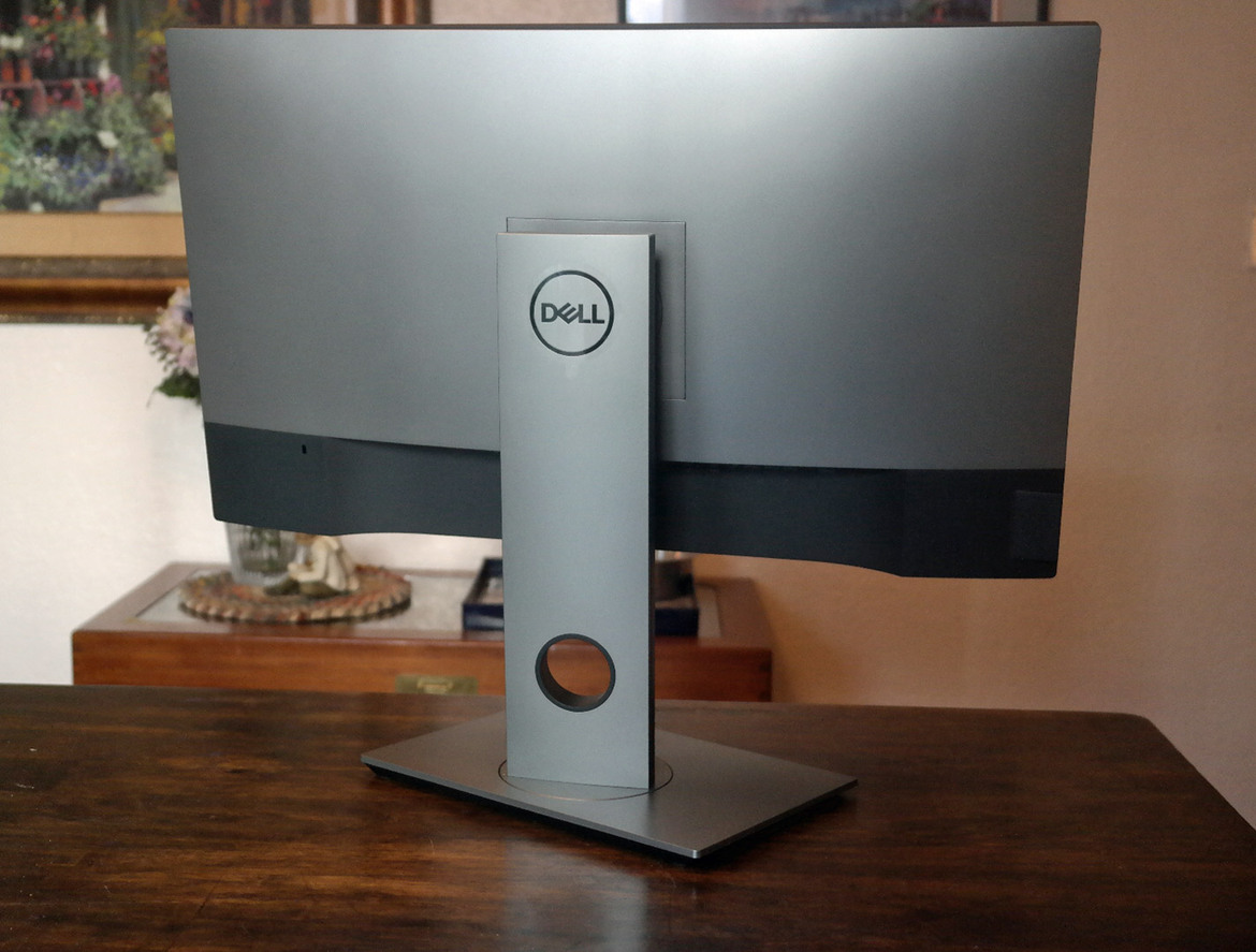 Dell UltraSharp 27 Premier Color UltraHD 4K Monitor Review: HDR And Superior Accuracy