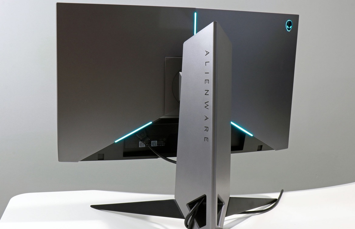 Alienware Area-51 Threadripper Edition Review: Revisiting A Megatasking Beast