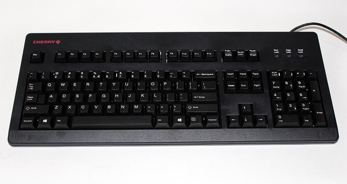 5-Way Mechanical Keyboard Roundup: Top Decks For Gamers And Enthusiasts