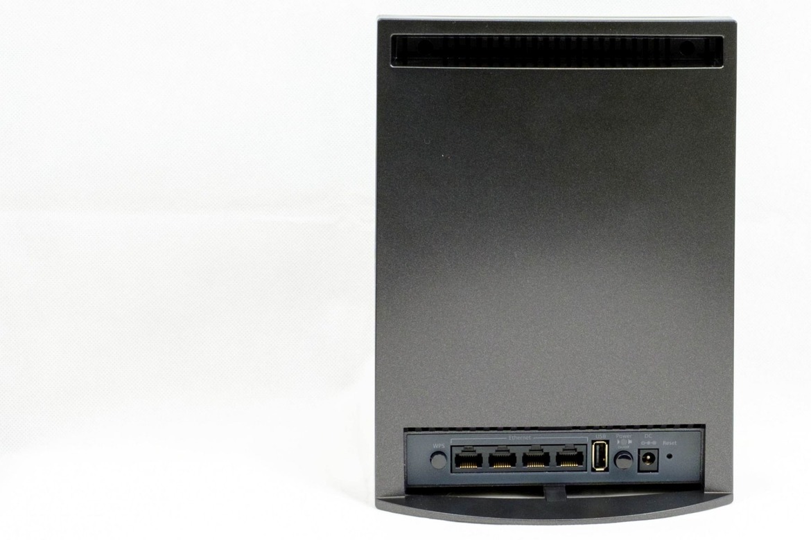 Netgear Nighthawk X6S Tri-Band Mesh Extender Review: A Simple Fix for Wi-Fi Woes