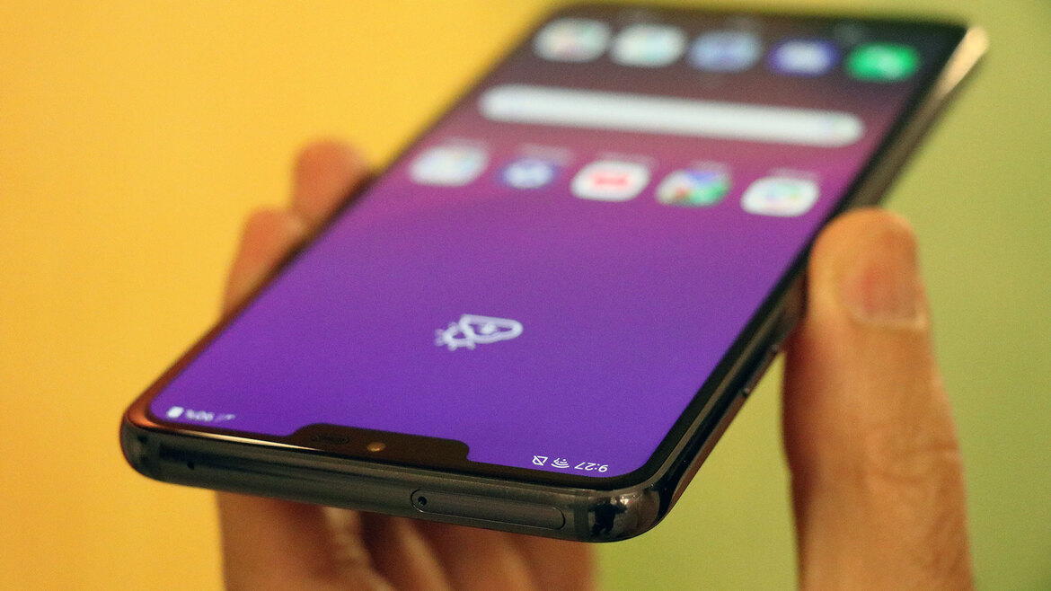 LG G7 ThinQ Review: Punchy Display, Big Audio, Smart AI