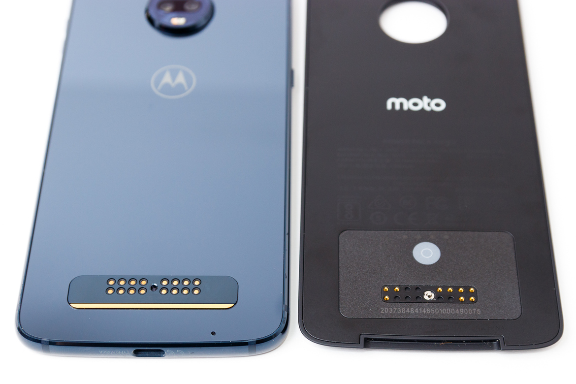 Moto Z3 Play Review: Have Mods, Will Travel