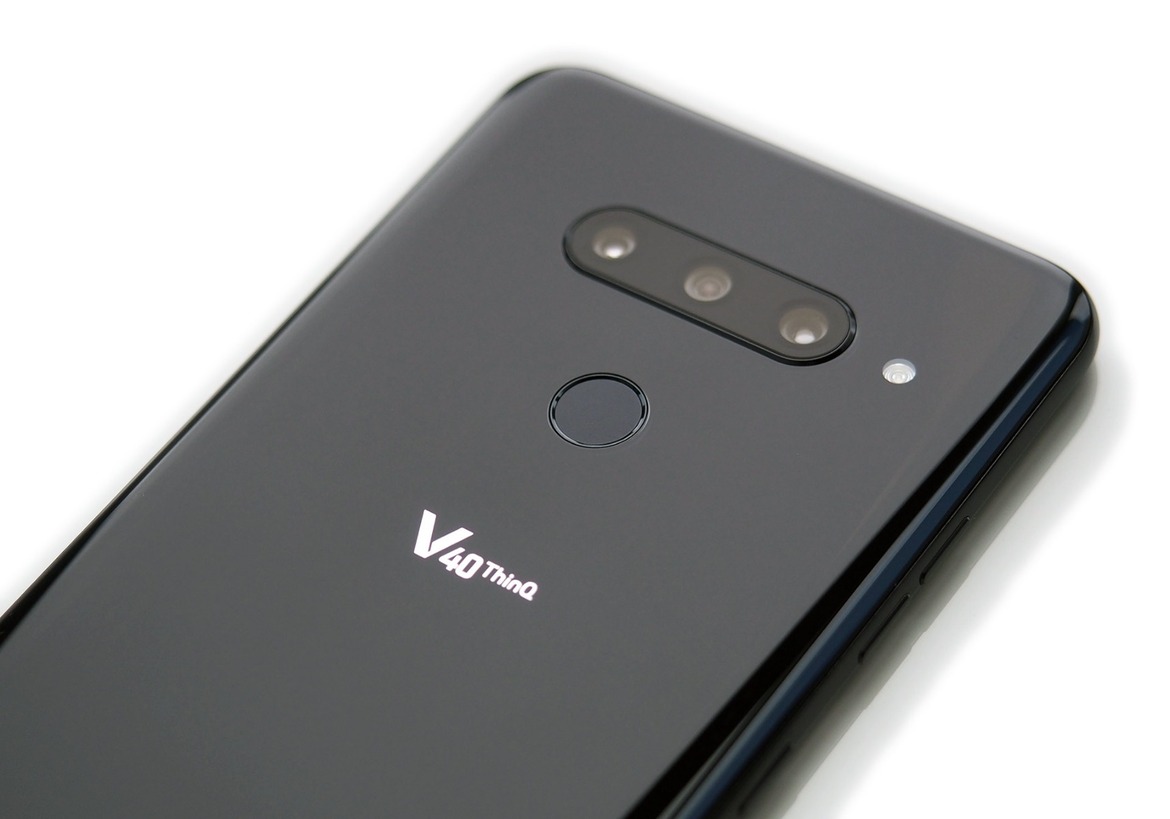 LG V40 ThinQ Review: A Five Camera Android Contender