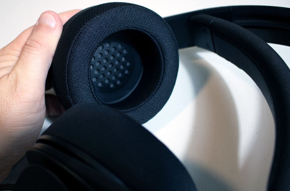 HP Omen Mindframe Headset Review: Totally Cool Cans For Gamers