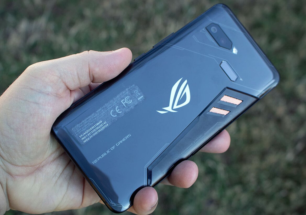 ASUS ROG Phone Review: Blistering Performance, Intelligent Design