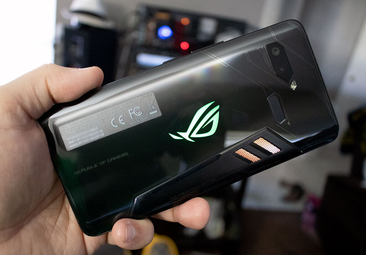 ASUS ROG Phone Review: Blistering Performance, Intelligent Design