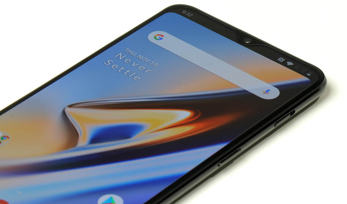 OnePlus 6T Review: Performance, Quality And Price Leadership Again