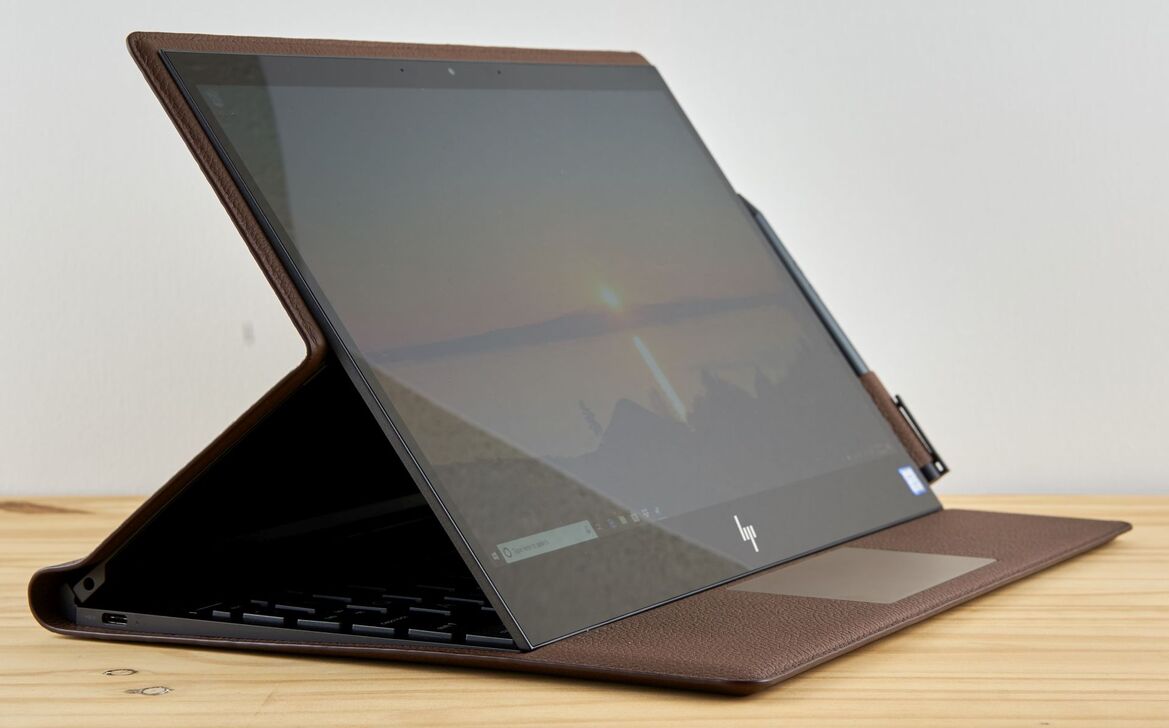 HP Spectre Folio Review: A Luxurious Leather-Clad Beauty 