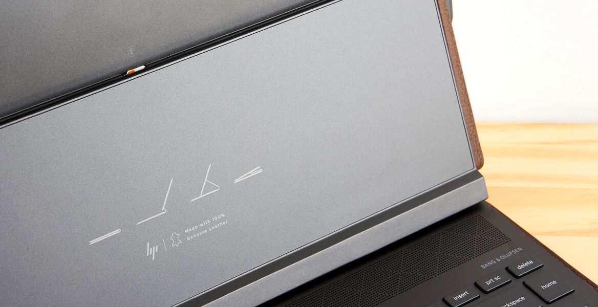 HP Spectre Folio Review: A Luxurious Leather-Clad Beauty 