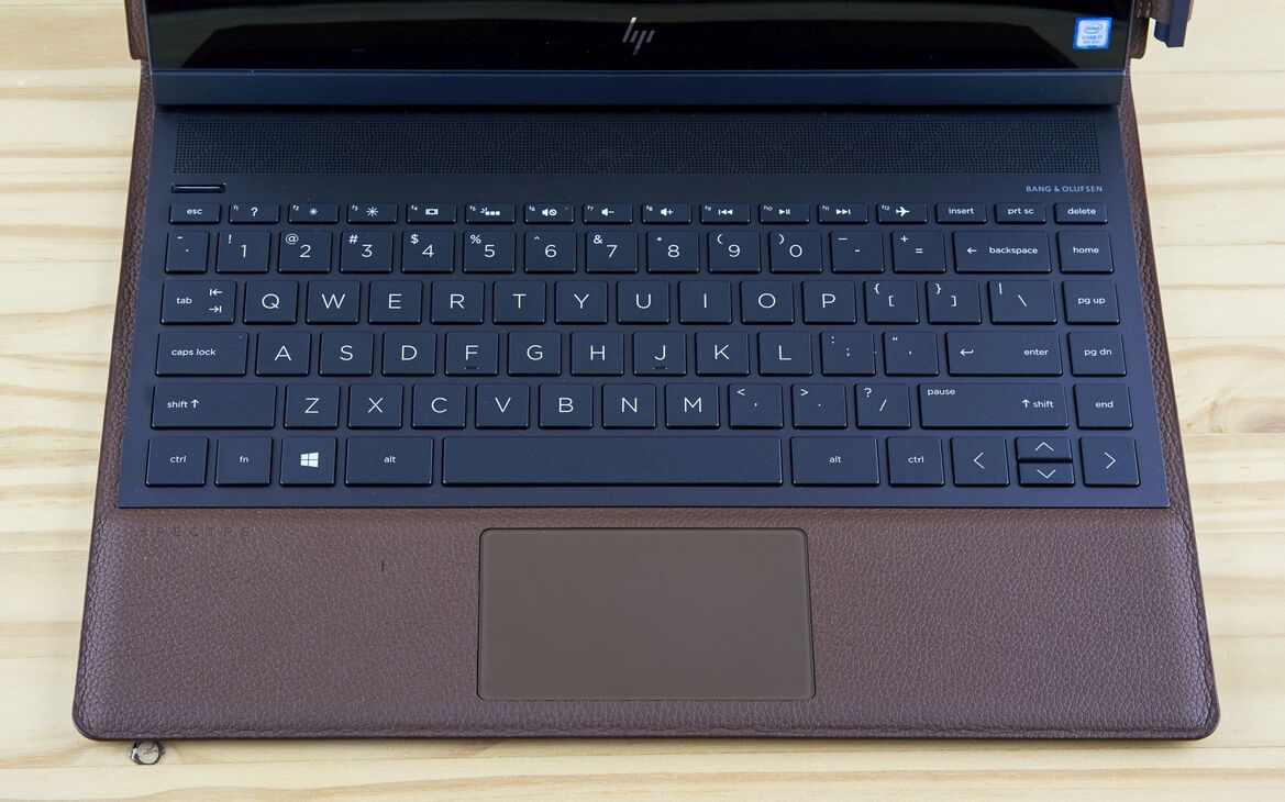 HP Spectre Folio Review: A Luxurious Leather-Clad Beauty 