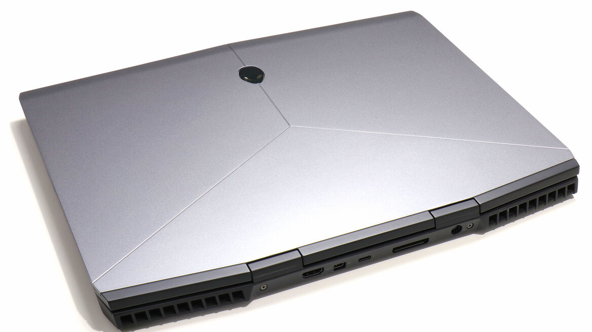 Alienware m15 Review: Thin, Light, Dense, Deadly