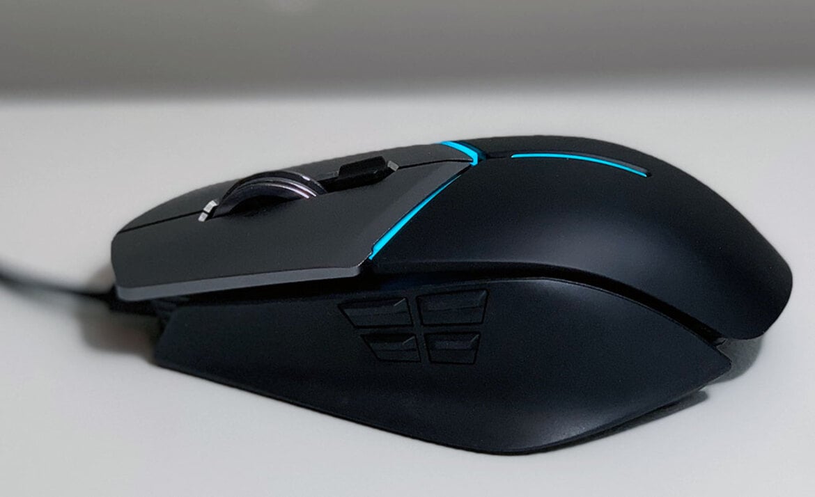 Alienware AW988 Wireless Headset And AW959 Elite Mouse Review