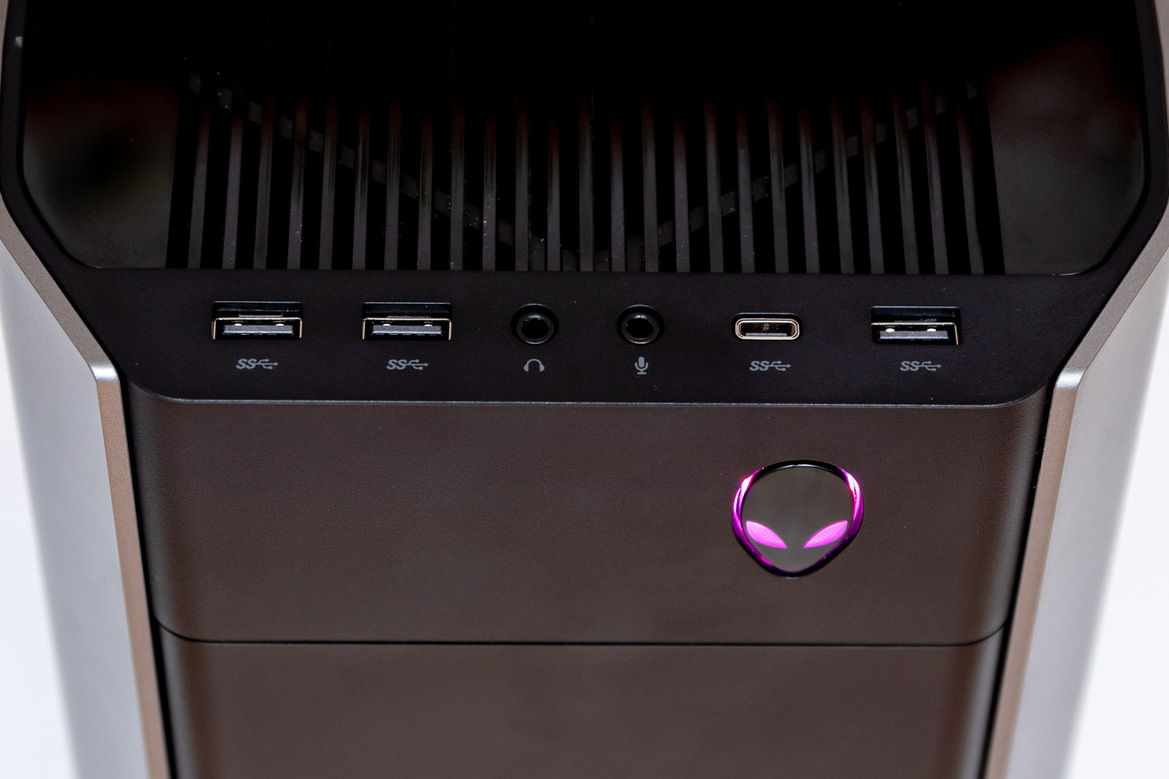 Alienware Aurora R8 Review: A Compact RTX Gaming Powerhouse