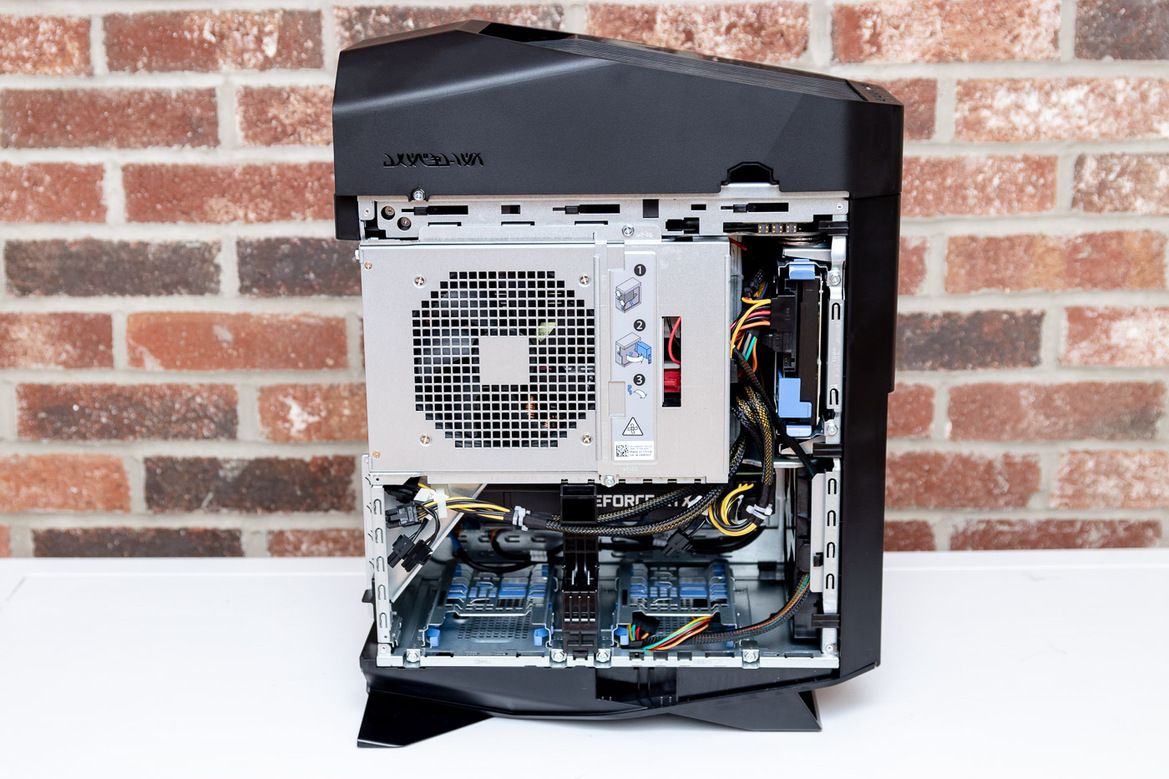 Alienware Aurora R8 Review: A Compact RTX Gaming Powerhouse