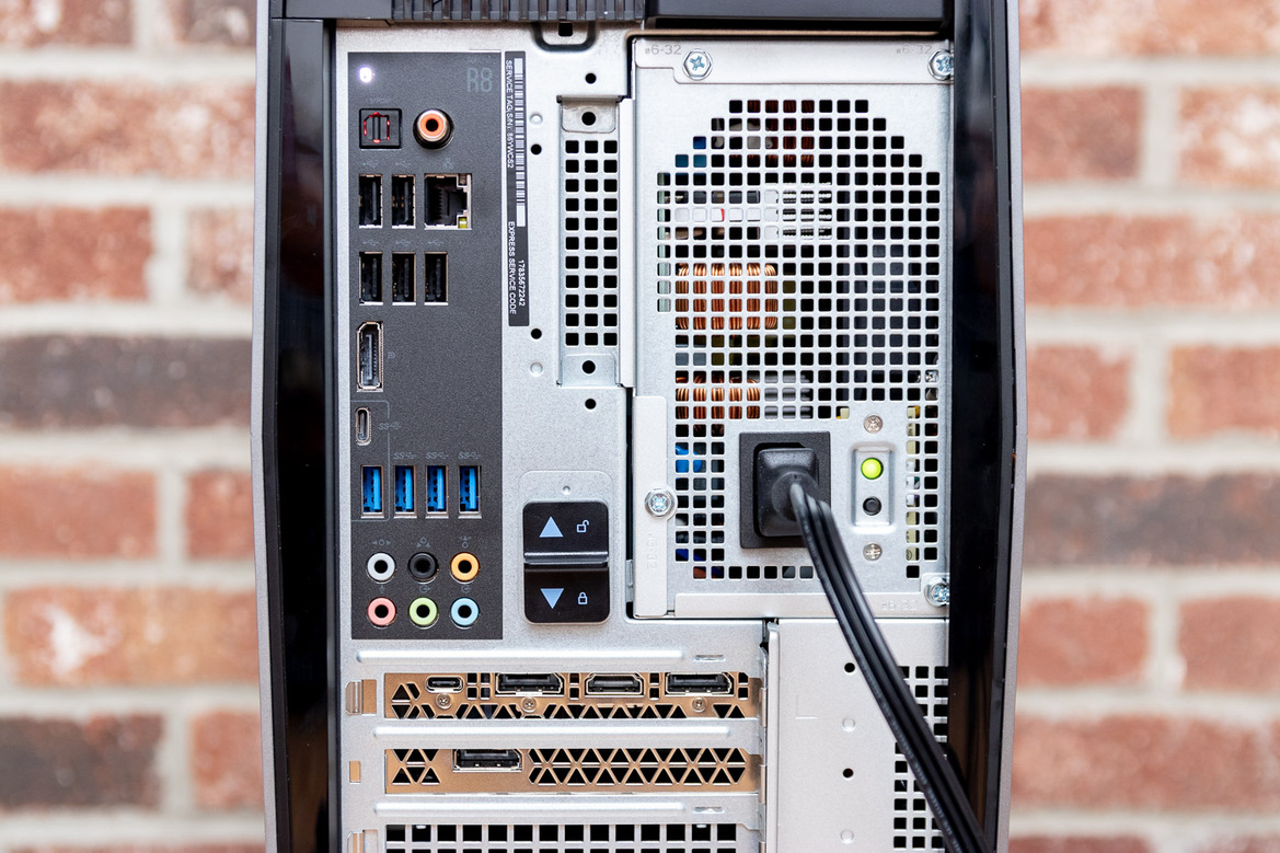 Alienware Aurora R8 Review: A Compact RTX Gaming Powerhouse